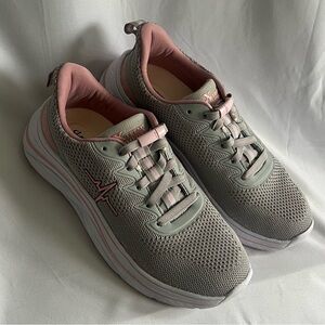 Laforst Women’s Slip On Nursing Sneakers Nonslip with Arch Support - size 8